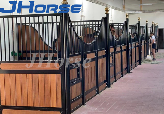 OEM Kömürleşmiş Bambu Siyah Toz Kaplı Mobil At Ahırları Durak Ahır Kapısı