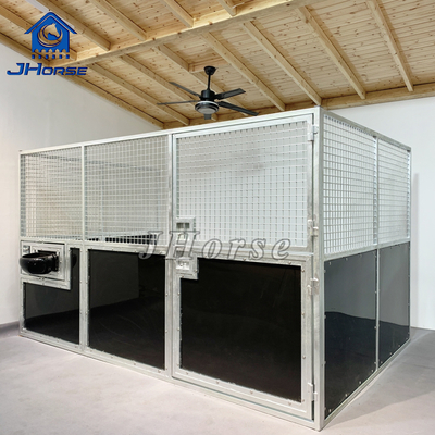 Mobil Boyalı 12ft Standart Boyut HDG HDPE At Dayanıklı Stall Panelleri besleyici ile ahır